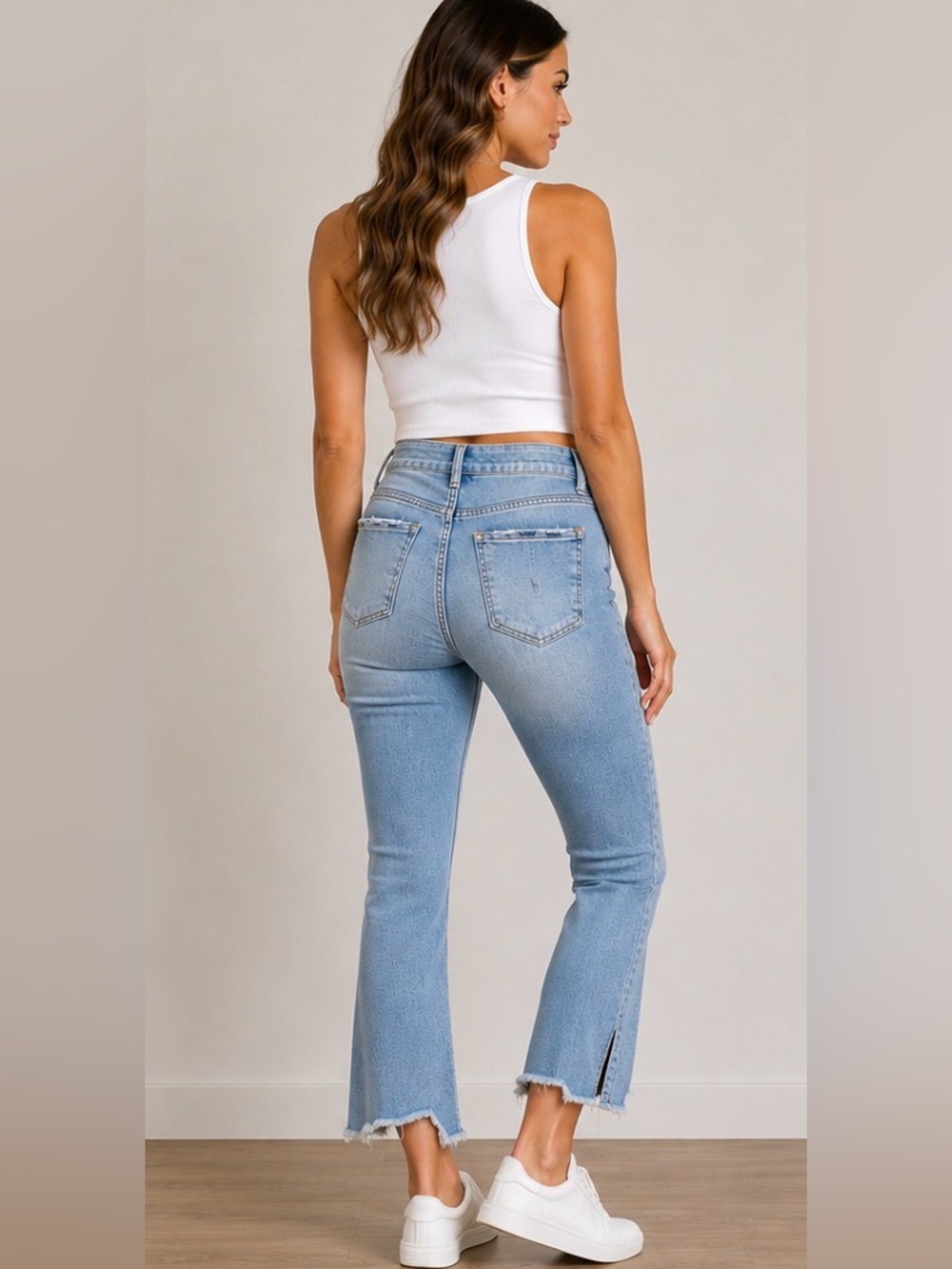 VERVET High Rise Raw Hem Crop Flare Jeans Size 27 Light Wash - Picture 2 of 9